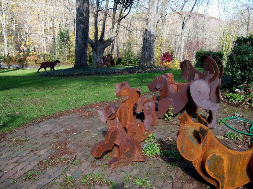 [Denis'sSculpture.jpg]