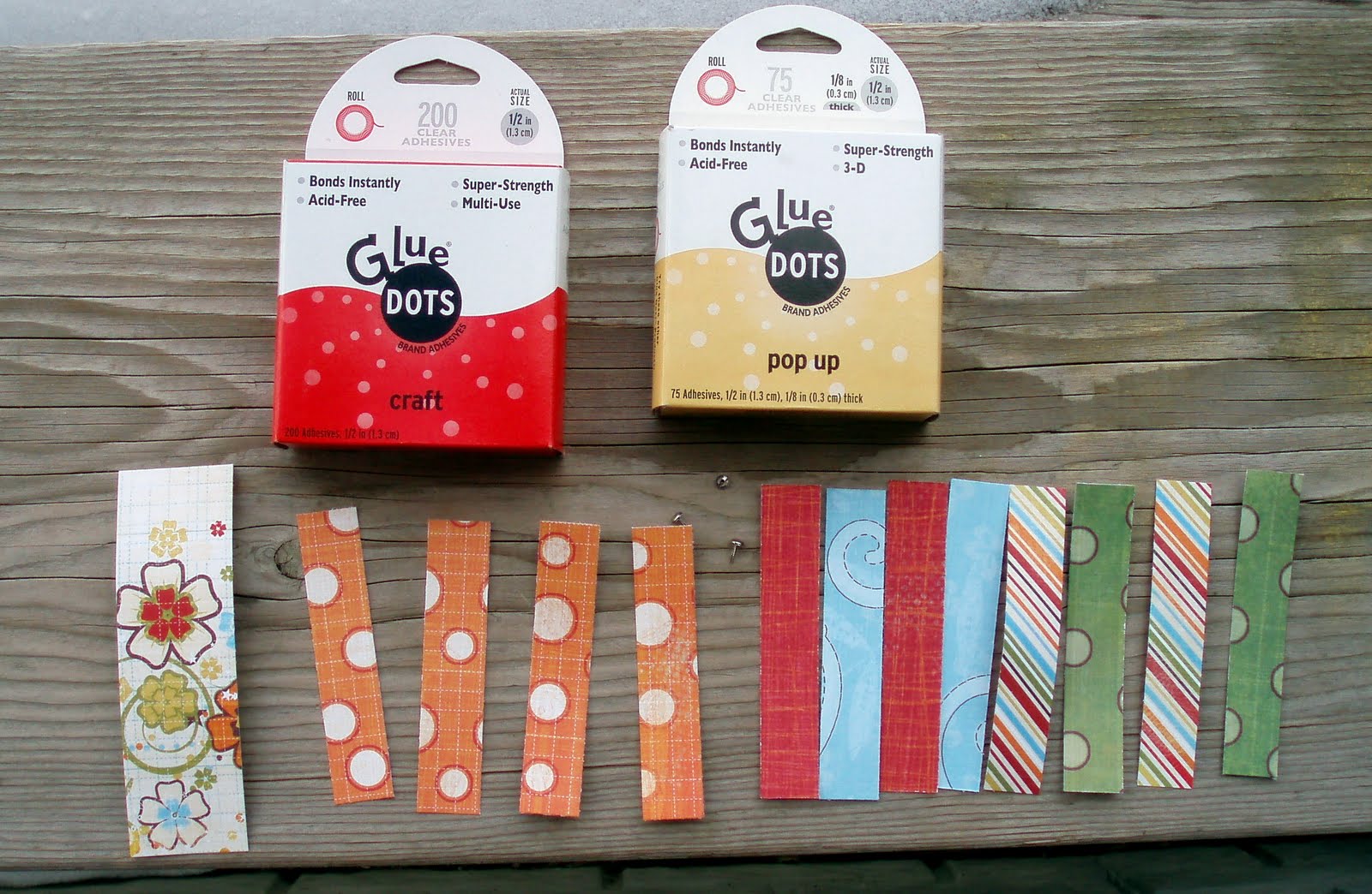 Instant paper glue napkin