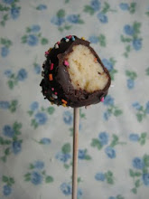 CAKE POPS