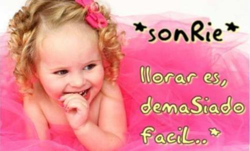 Sonrie,, llorar es, demasiado faciL ...♥