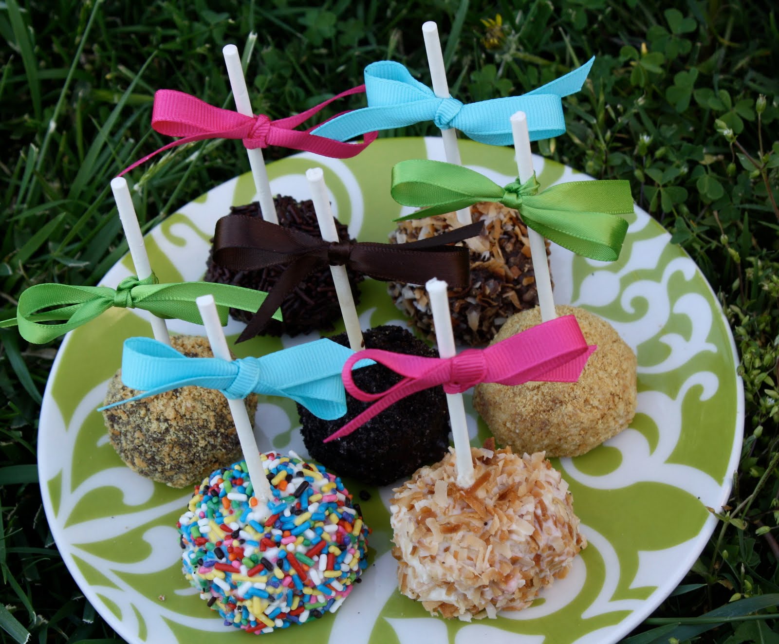 For The Love Of Sugar Cake balls!!!