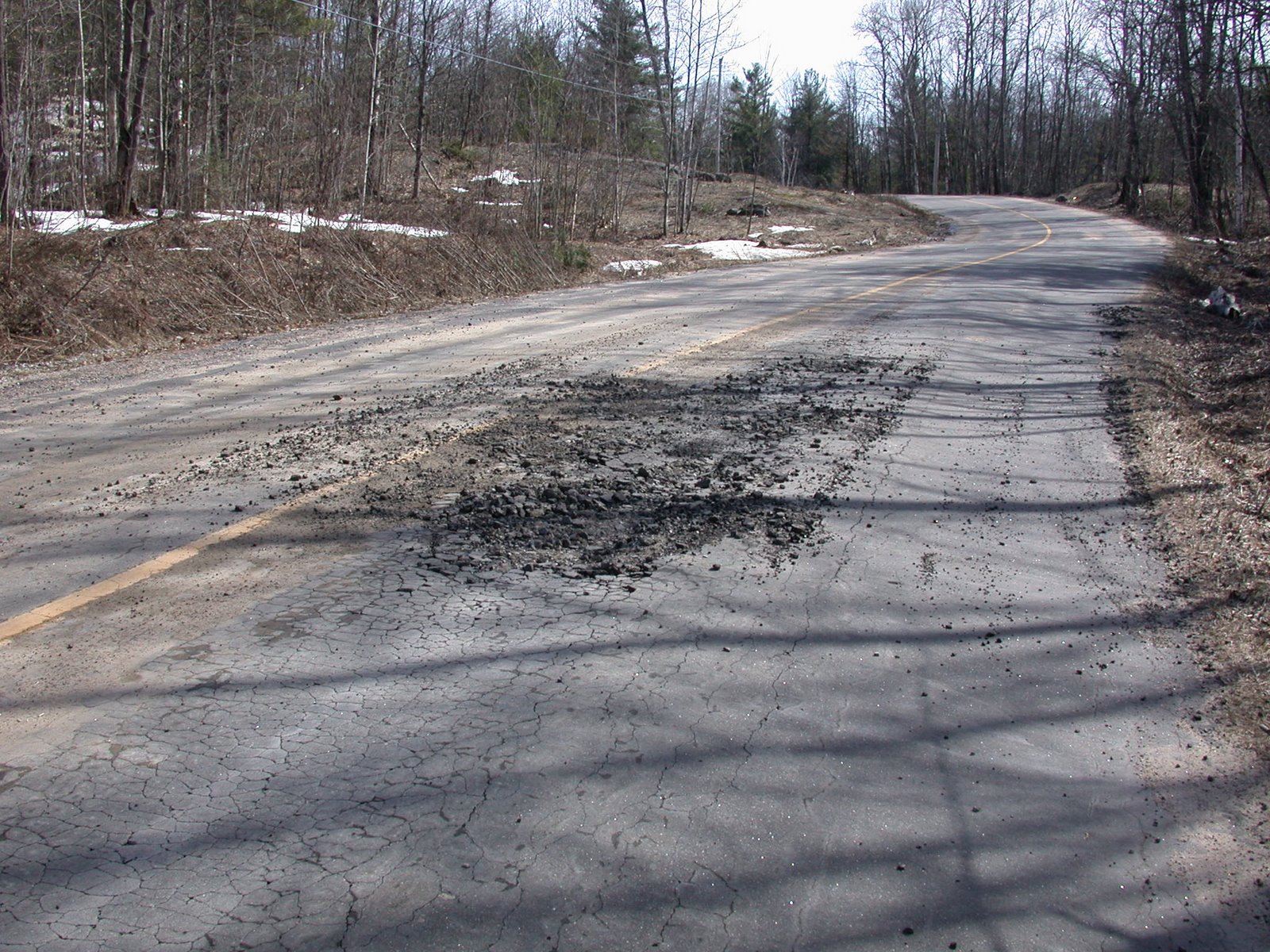 [sothwood+broken+asphalt4.JPG]