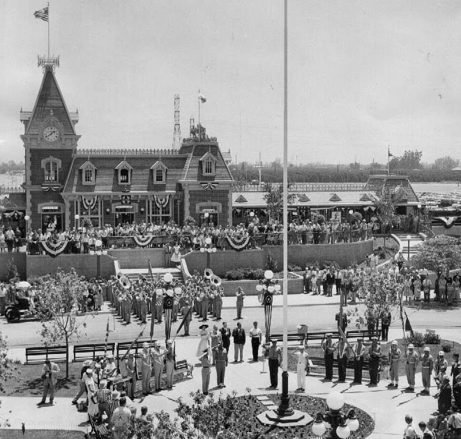 WDWTravels: Disneyland Part 1