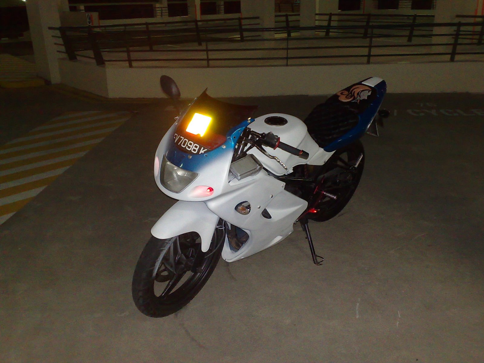 [Pix1055.jpg]