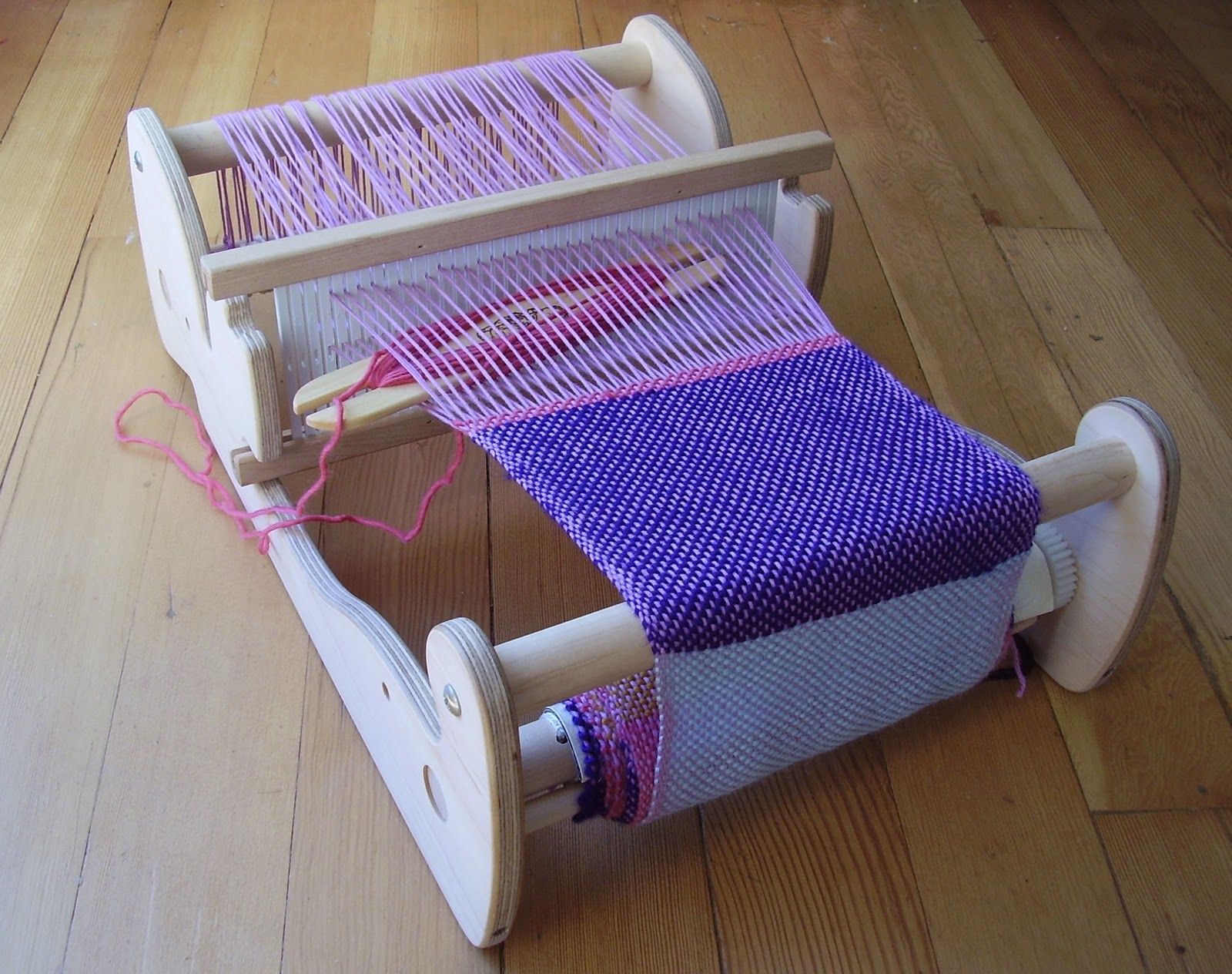 Slate Falls Press Cricket Loom Love