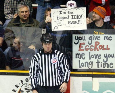 [100102-sports-signs-4.jpg]