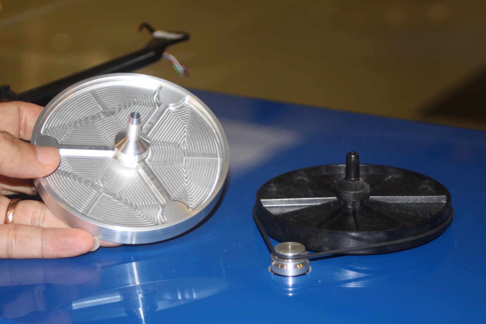 Subplatters for Rega