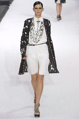 Dolores Fancy: Chanel Ready-to-Wear Spring 2011 - París Fashion Week