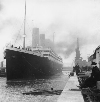 [titanic-in-dock-748884.jpg]