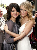 Selena Gomez & Taylor Swift