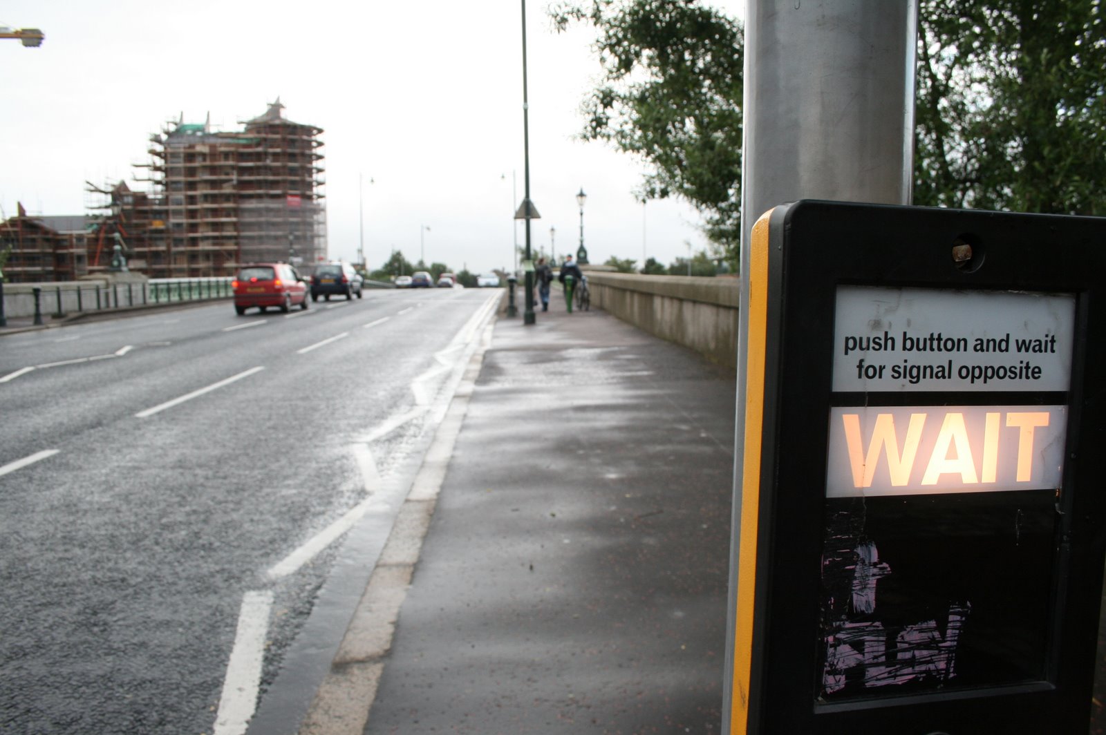 [Belfast-bridge.jpg]