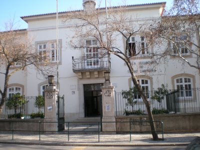 [ESCOLA+COMERCIAL.jpg]