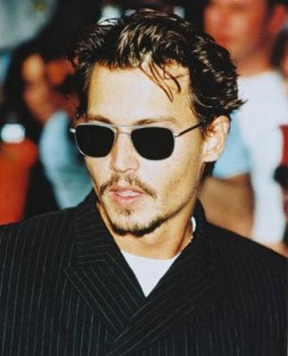 Ces autres célébrités qui vous font craquer ^^ +Johnny+Depp+heureux+avec+Vanessa+Paradis++SCIencextrA