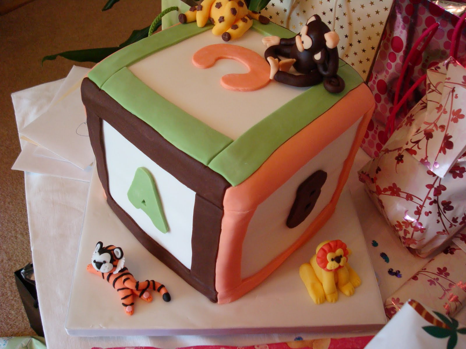 Fondant Cakes & Cupcakes Baby Building Block Cake