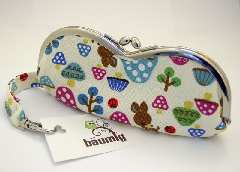 baeumig *kawaii* *** eyeglass case *kawaii*