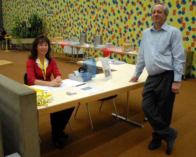 [2008_1210_100739AA.JPG]