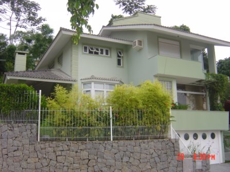 BELA CASA NO PANTANAL AO LADO DA UFSC