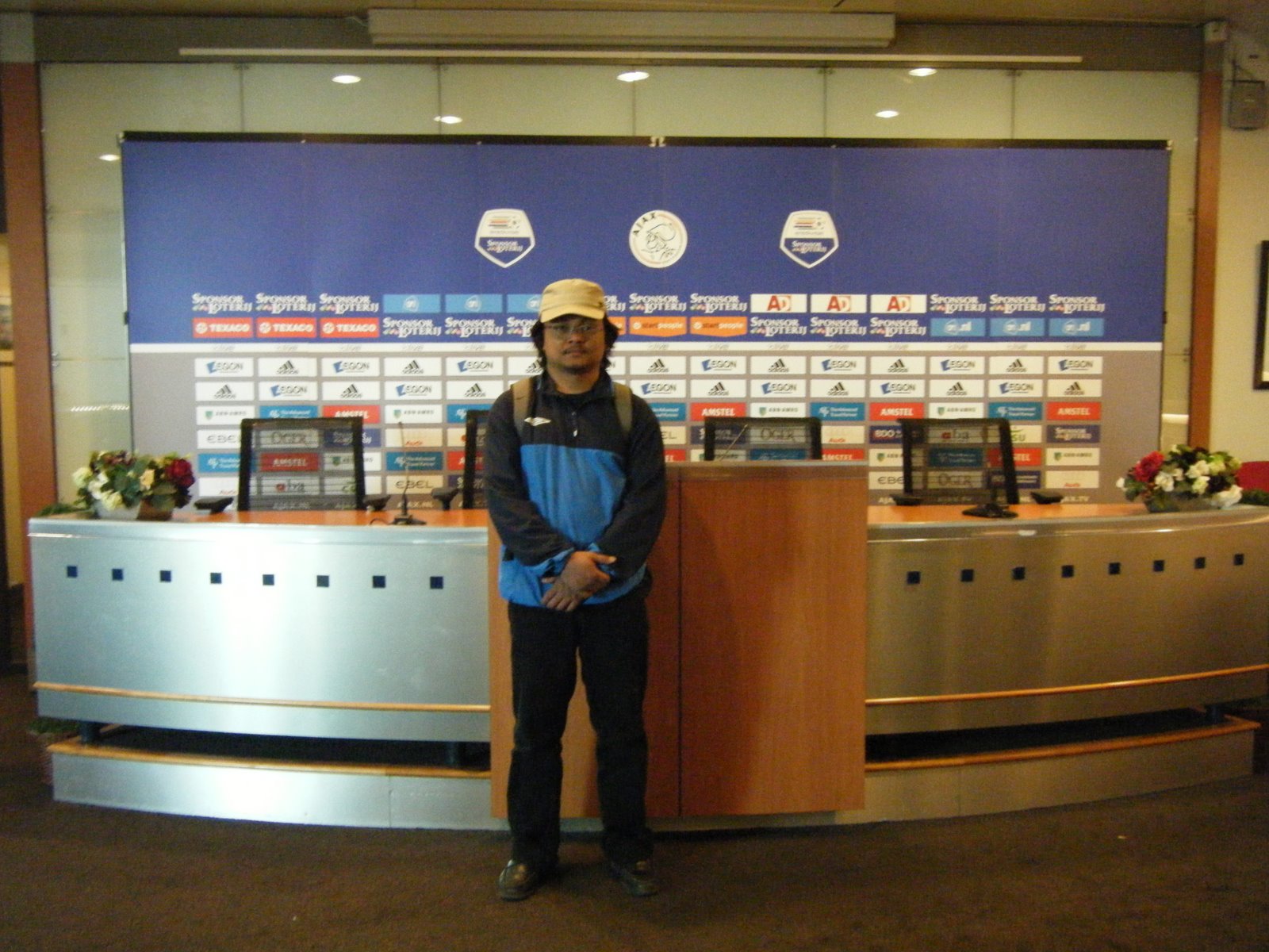 [DSCF8134.JPG]