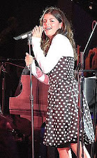 NIKKI YANOFSKY
