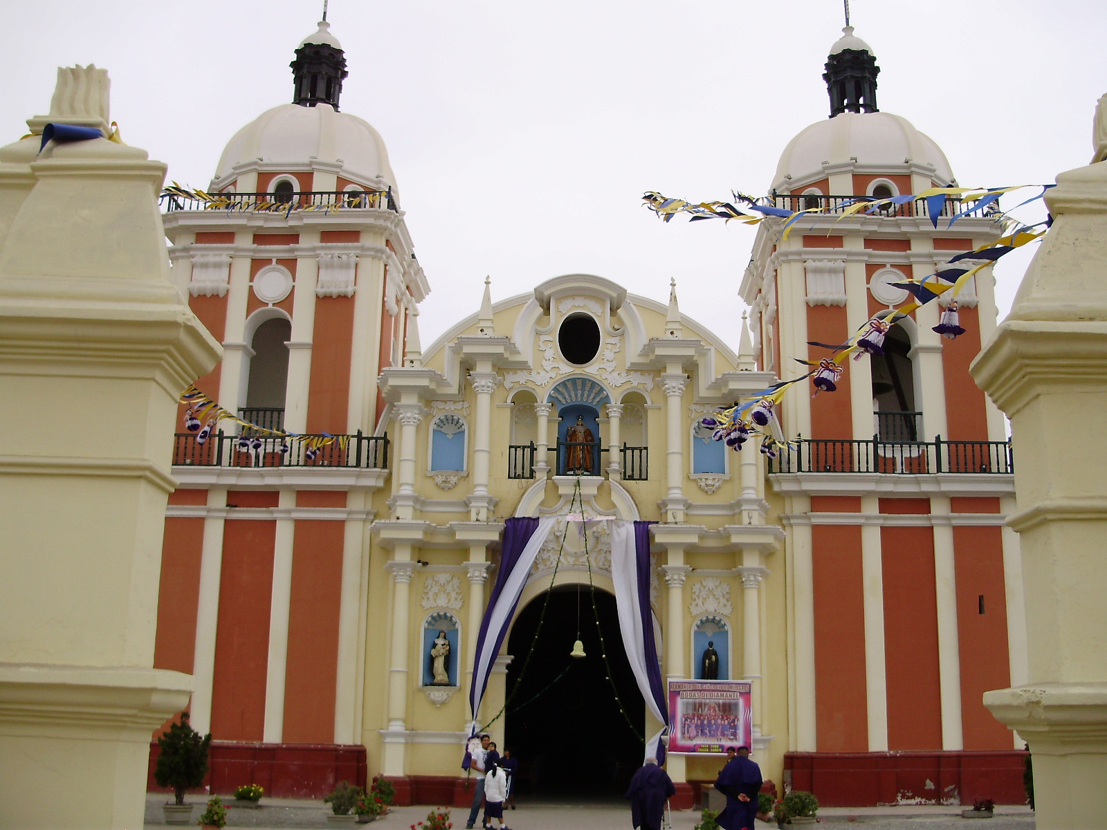 Parroquia La Inmaculada Concepcion Pucusana Señor de los Milagros en