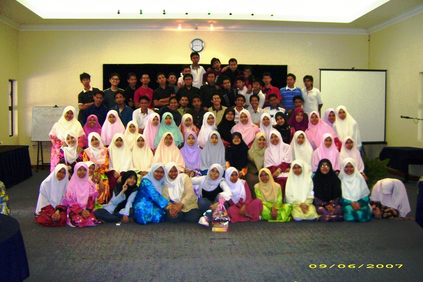 [DSCI0024.JPG]