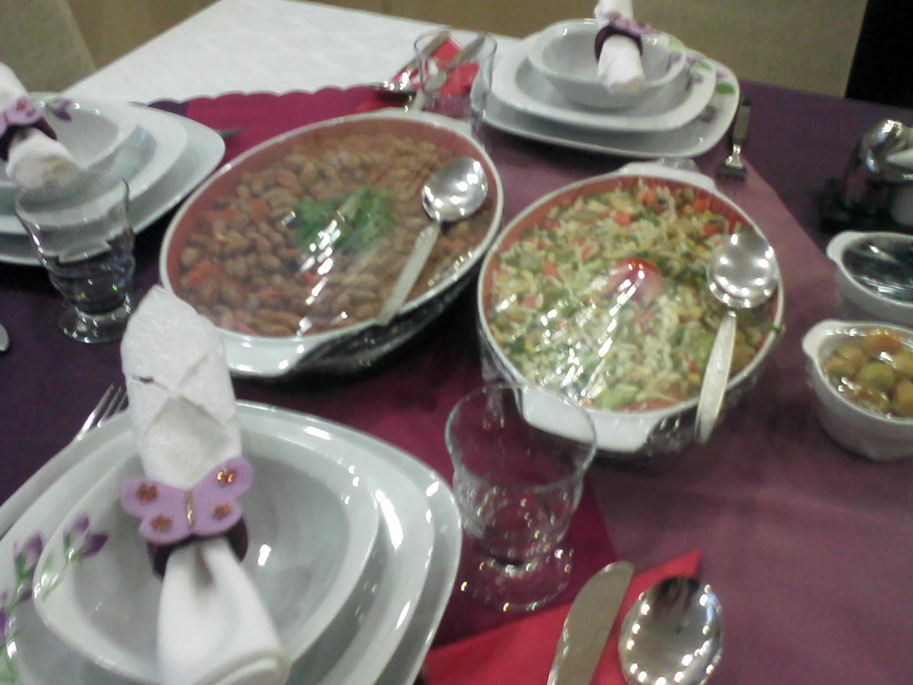 GÖNÜL�ÜN DÜNYASI. YEMEK DAVETİ