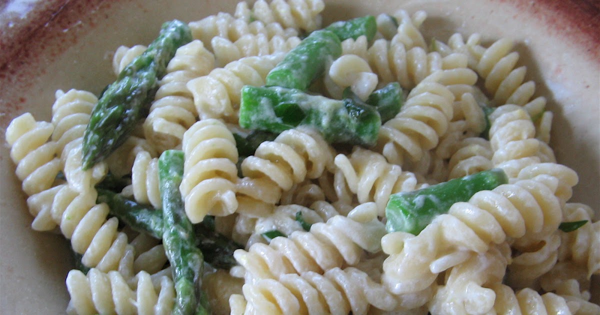 Arctic Garden Studio Pasta with Goat Cheese, Lemon and Asparagus