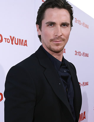 http://2.bp.blogspot.com/_pLmMug9YFkw/TQXNR9hHpGI/AAAAAAAADBc/Bau7xkJJX6A/s1600/christian-bale.jpg