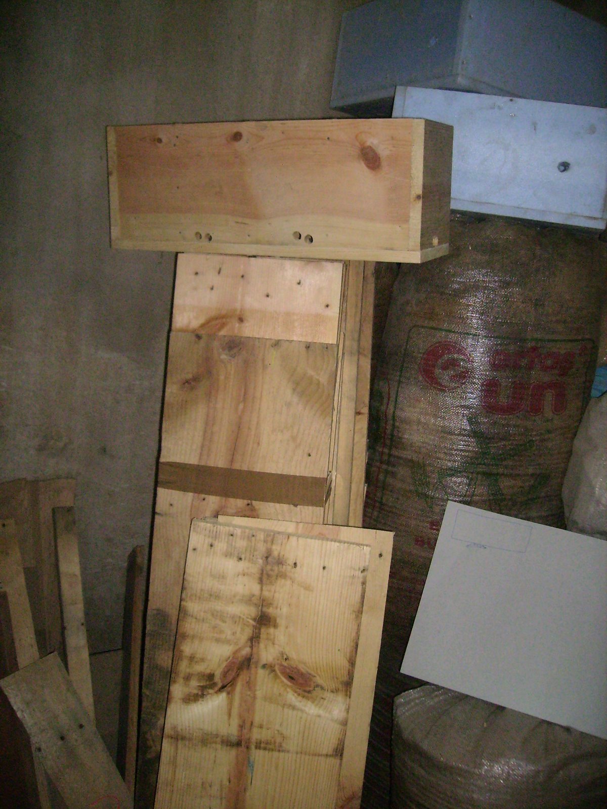 [PC020111.JPG]
