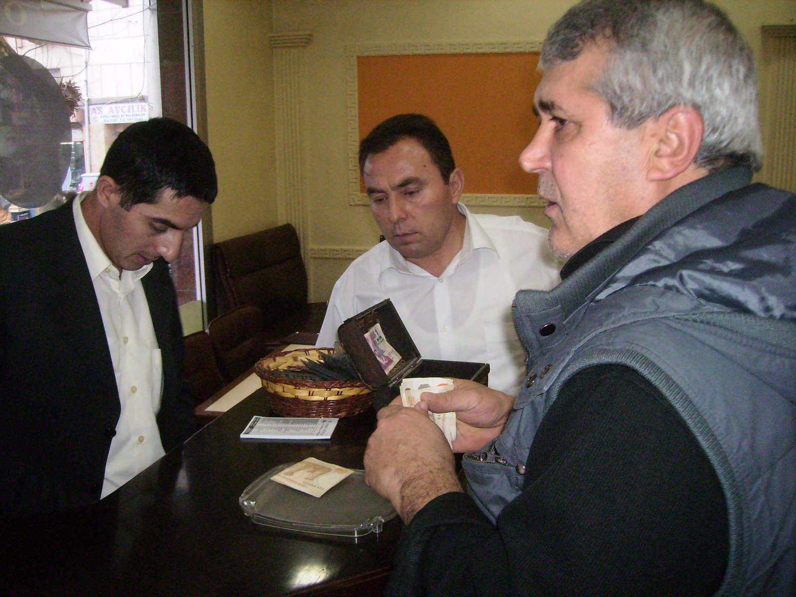 [PC110029.JPG]