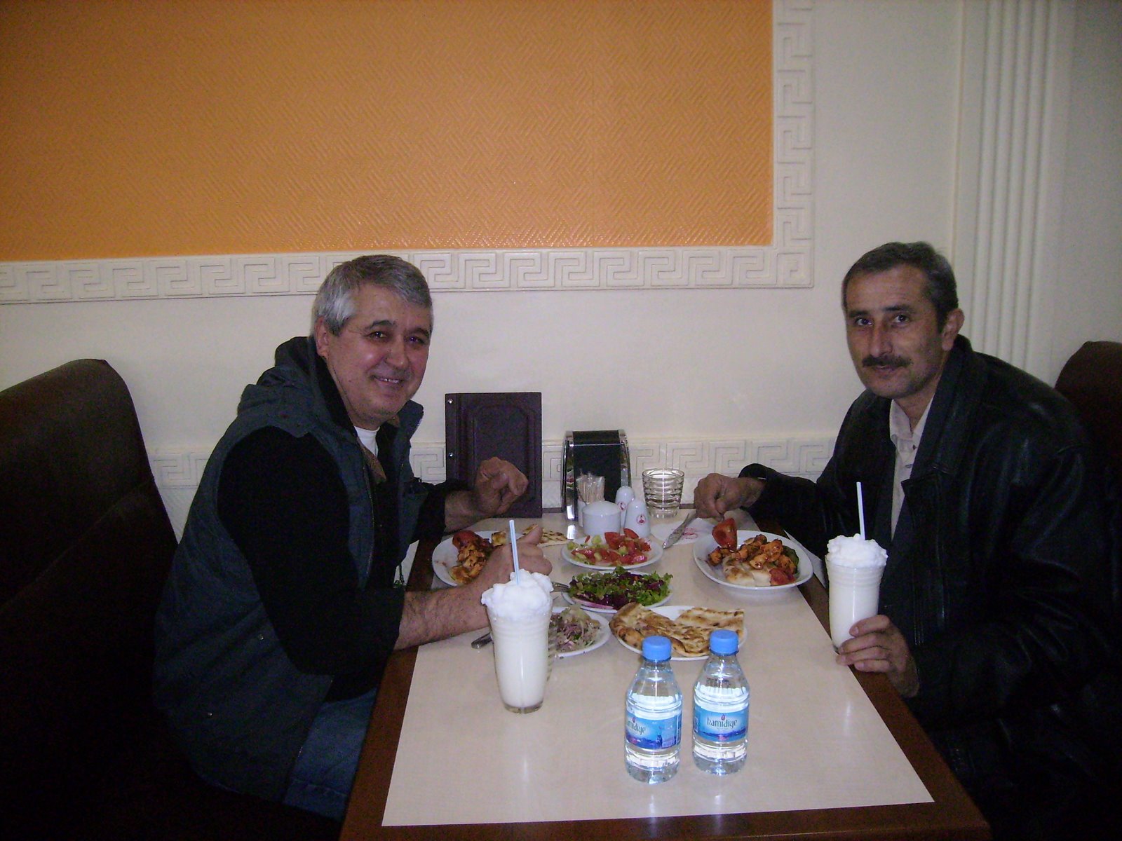 [PC110027.JPG]