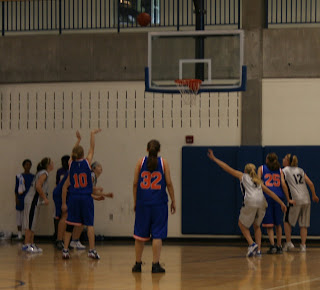 43 Hoops Olsen 37, 62, 59.7,