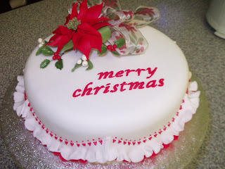 Very Cool christmas cake decorated with flowers pastry white cake written Merry christmas hot hq(hd) wallpaper