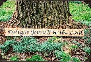 Mosaic letters of bible verse at the tree nature photo of Psalm 37 3 sermon about the LORD Delight yourself in the LORD photo for PPT(Power point template) background download free religious pictures