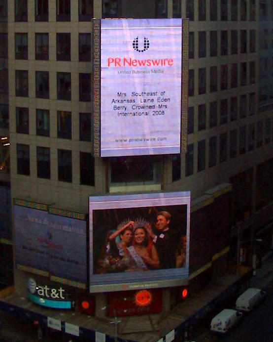 Mrs. International in Times Square!!!