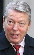 Alan Johnson was the focus of KHOODEELAAR! NO to "Crossrail hole scam"...demo  June 2007