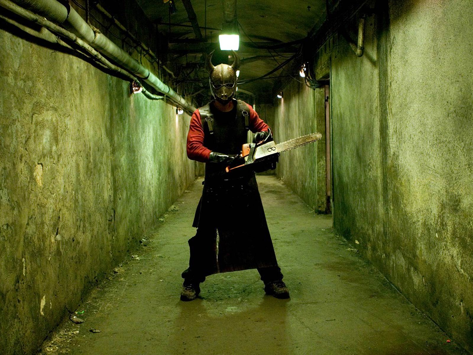 http://2.bp.blogspot.com/_pTmn64gdxSE/TMWG4xegAAI/AAAAAAAAAAk/UYumQf3cEr0/s1600/hostel_halloween_wallpaper.jpg