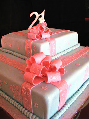 Birthday Flower Cake on Birthday Cake  Bows   September 2008