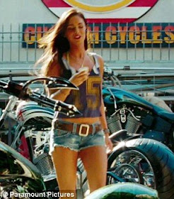 Transformers2 Revenge Of The Fallen Megan Fox Squeezes Herself Into A Pair Of Denim Hotpants In Thrilling New Transformers 2 Trailer