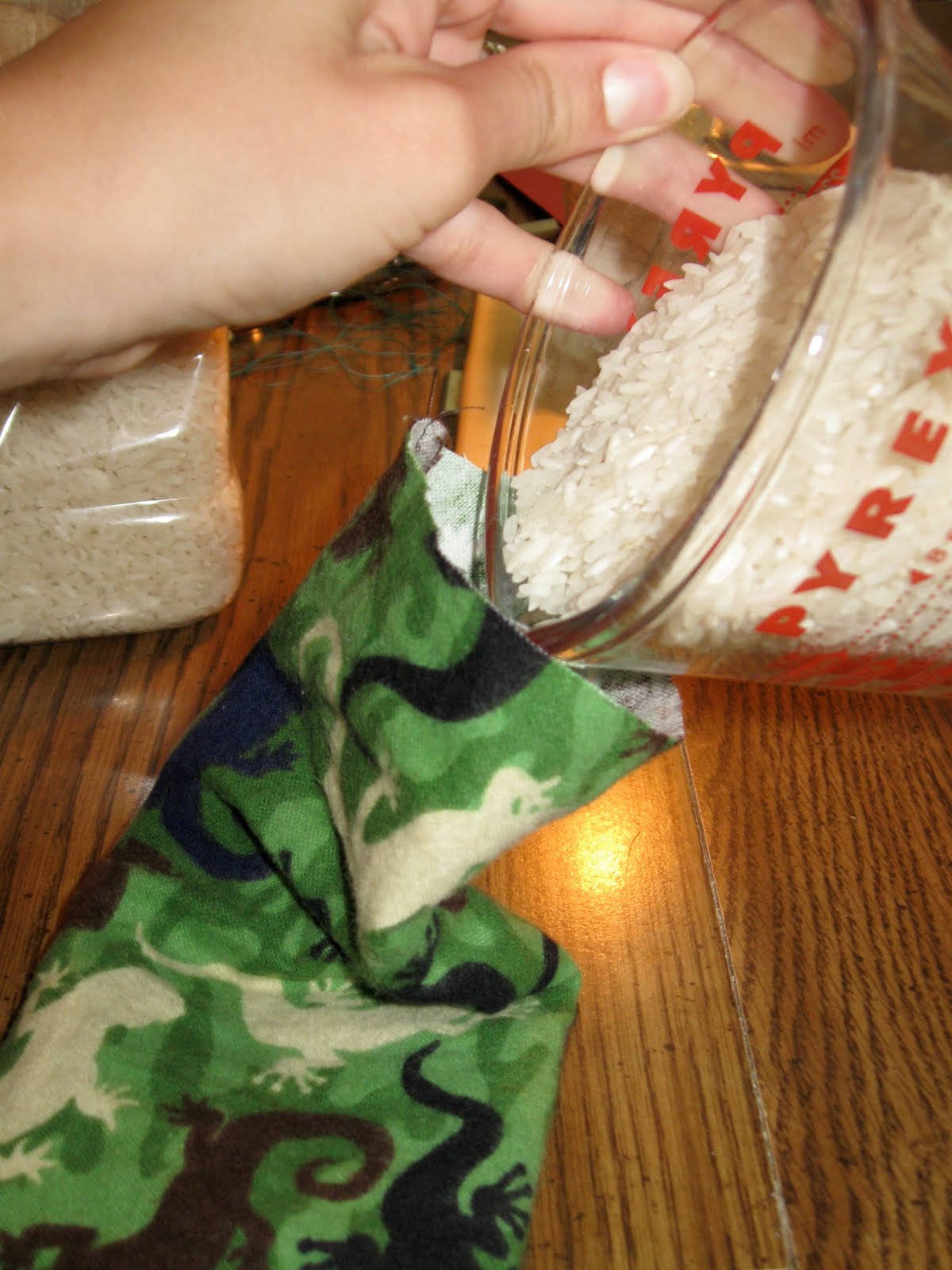 The Family Scientista Hot/Cold Neck Wrap for Dad