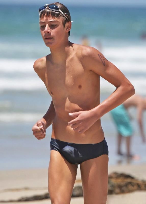 Молодые Подростки Юноши Нудисты Обнаженные Фото