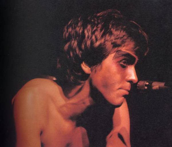 [genesis_peter_gabriel.jpg]