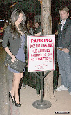 Kim Kardashian Kourtney Kardashian