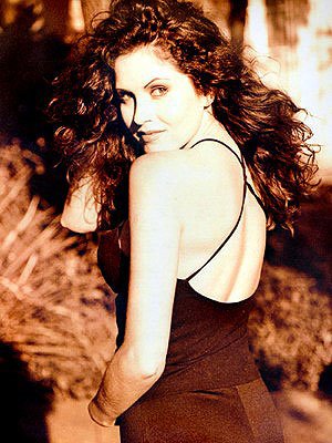 [lisa-guerrero-gallery-12.jpg]