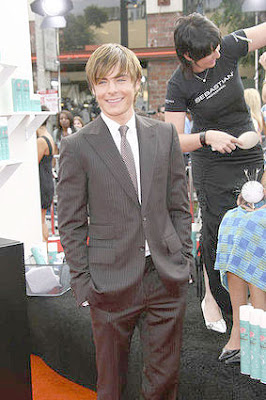 Zac Efron Hairspray Los Angeles Premiere