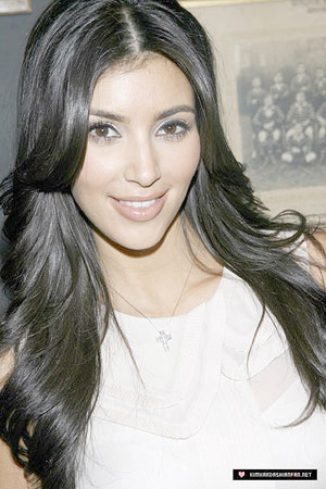 [kim-kardashian-hollywood-life-magazine-5.jpg]