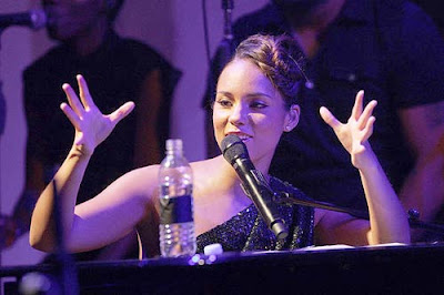Alicia Keys Keep A Child Alive Black Ball