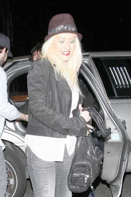 Christina Aguilera Aweful Makeup Pics