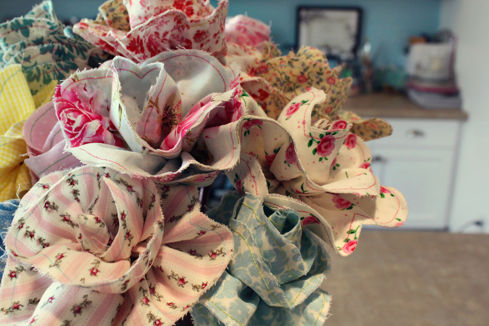 SnowyBliss Long Stemmed Fabric Flowers