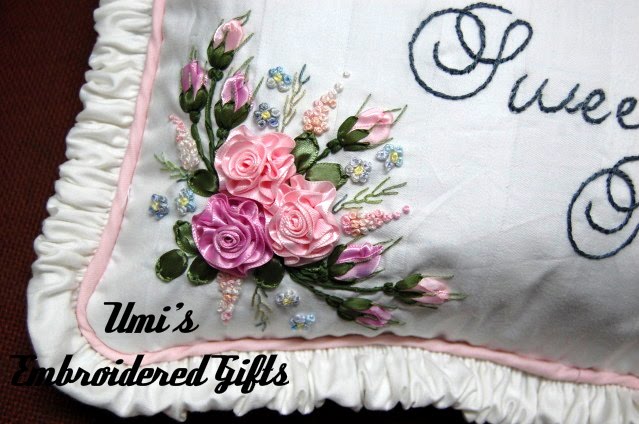 4)Design 3- Light Pink Roses(RM95.00) 5) Close-up of the edging for cushion 